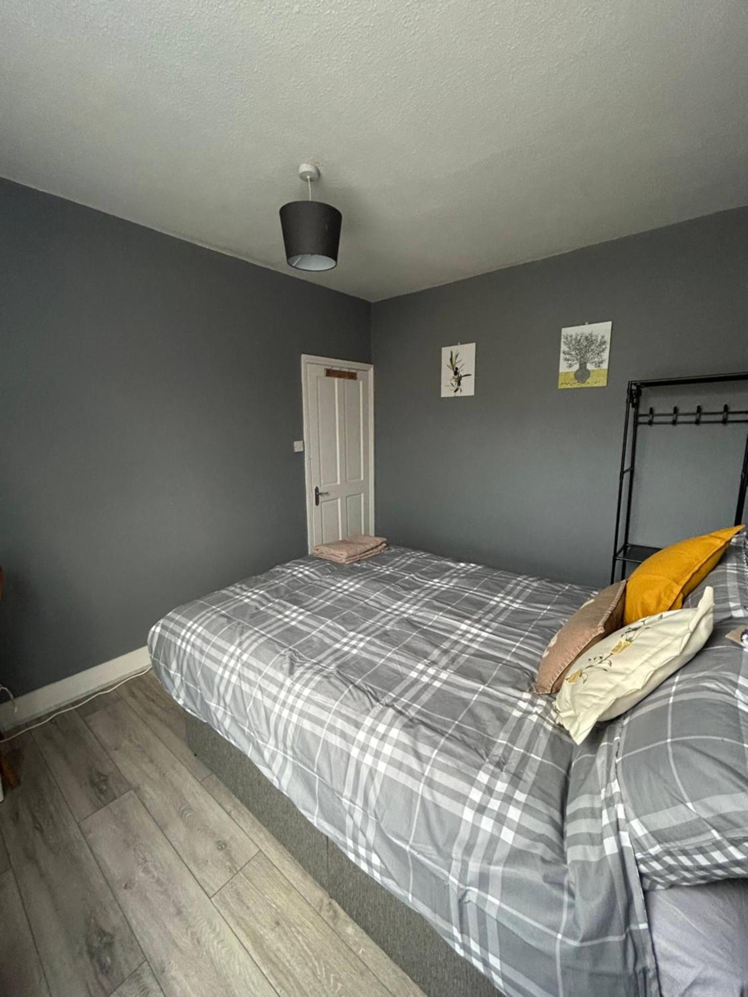 Hatton Homes: Tottenham London Luaran gambar