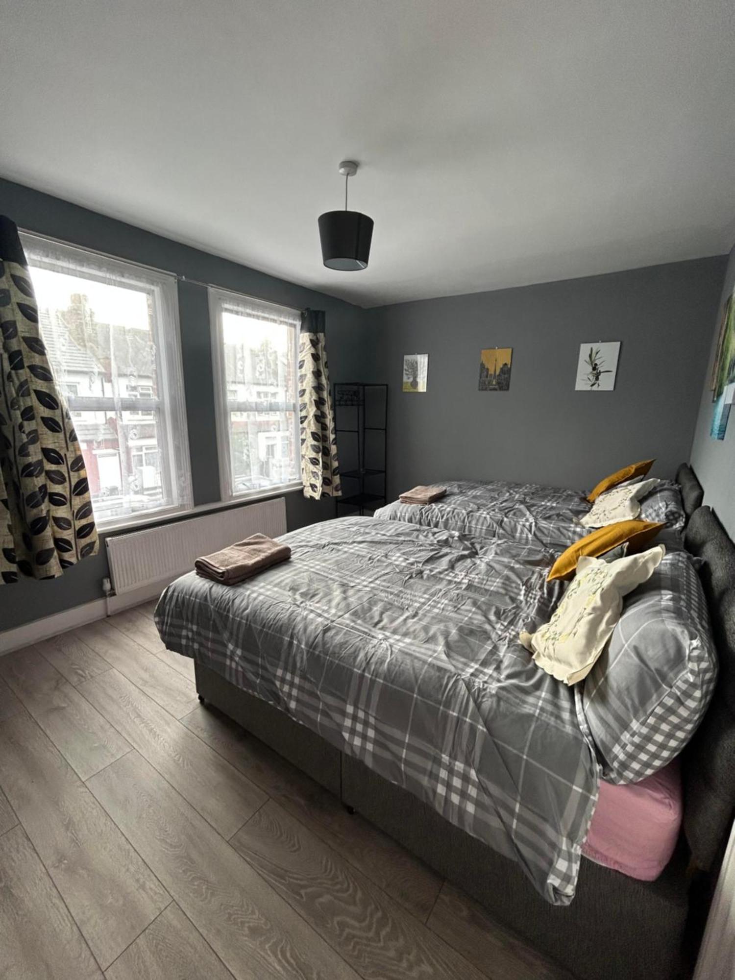 Hatton Homes: Tottenham London Luaran gambar
